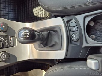 Volvo V50 2.0 D Kinetic, NOVÉ STK - 16