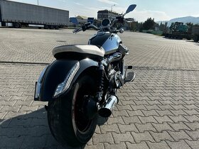Moto Guzzi California 1400 Custom 2013 - 16