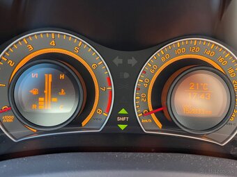 Toyota Auris 1.6 valvematic - 16