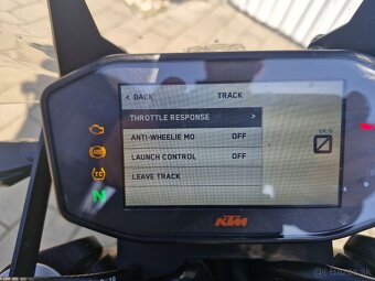 KTM 790 DUKE - 16