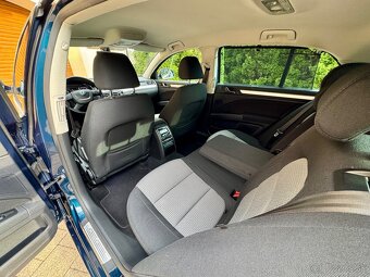 Škoda Superb 2.0TDI 4x4 125kw+Xenon+Rok 2012 Top Stav - 16