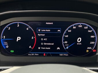 ✅ 2021 VW Passat 2.0TDI R-Line 4Motion Webasto Ťažné HeadUp - 16