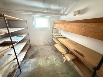 Nemčice - rodinný dom v pokojnej ulici ss pekným pozemkom - 16