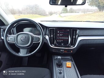Volvo V60 2.0 benzin, automat, rok 2020 - 16