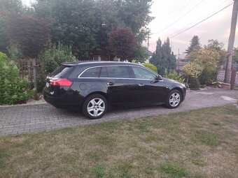 Predam Opel Insignia Sports Tourer - 16