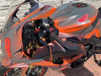 HONDA CBR 600RR - 16