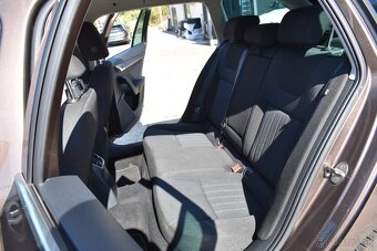 Škoda Octavia Combi 2.0 TDI 184k Style DSG 4x4 - 16