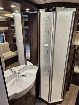 Nový obytný přívěs Hobby Prestige 720 KWFU - 16