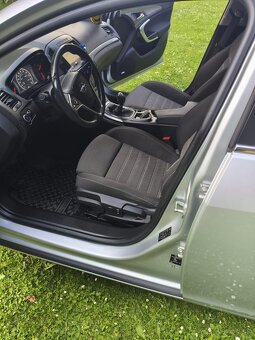 Insignia 2.0 CDTI 142k Eco - 16