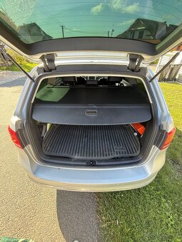 Volkswagen Passat B7 Combi 2.0 TDI 103kW Highline - 16