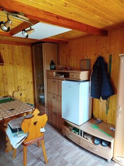 Záhrada s chatkou. Kalsove PB - 16