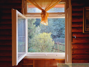 Útulná chata v tichom lesíku pri obci Olešná - 16