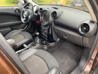 Mini Countryman Cooper D ALL4 - 16