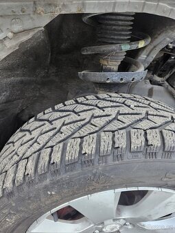 Subaru Outback 2.0 Universal 2010 - 16
