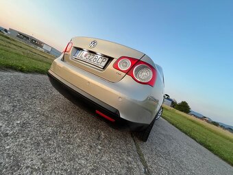 Volkswagen Jetta 1.9 TDI 77 kW – 2009 - 16