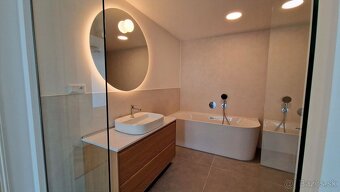 Rent a new luxury villa, 4 floors, Palisády near Bratislava  - 16