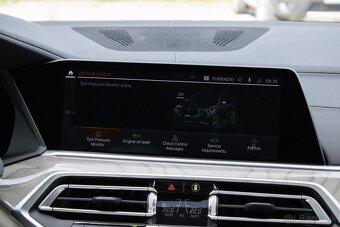 BMW X5 xDrive40d mHEV - 16