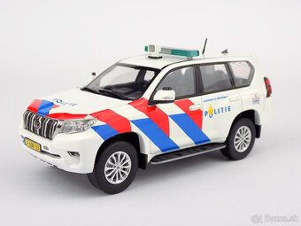 TOYOTA LAND CRUISER PRADO 1:43 VITESSE - 16