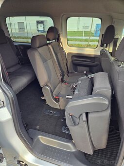 VW Caddy MAXI 7-miest / SK pôvod / 2.0 TDi ŤAŽNÉ-r.v.12-2016 - 16