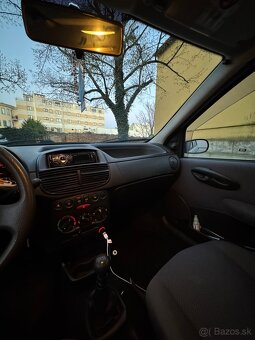Fiat Punto - 16