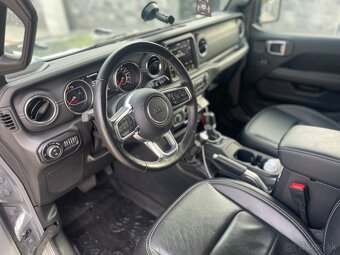 Jeep Wrangler UNLIMITED 2.0T 272k 8T Sahara Odpočet DPH - 16