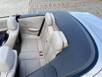 Bmw 125i E88 - 16