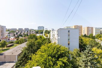 MAGURSKÁ - Staré mesto - priestranný 2 izbový byt (56 m²) -  - 16