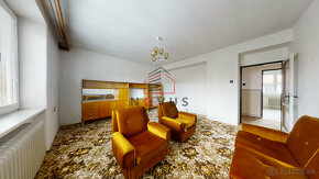 Investičný, veľkometrážny 3 izbový byt v Novej Dubnici časti - 16