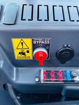 Nakladač Multione 7.2K, nosnost 1380kg - 16