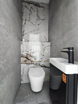 P R E D A J - cena na vyžiadanie - 16