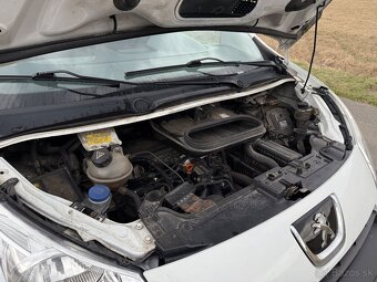 Peugeot Expert 2.0 HDi - 16