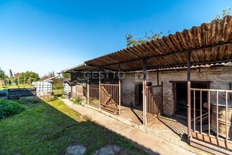 GESTTO | 5-IZBOVÝ RD NA PREDAJ | HRNČIAROVCE NAD PARNOU | 10 - 16