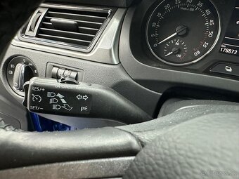 Škoda Rapid Spaceback 1,6TDI top - 16