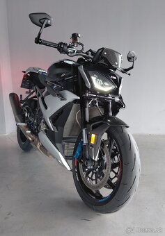 BMW M1000R - M COMPETITION - 16