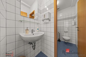 Reprezentatívne kancelárie 415 m² na prenájom – Nobelova uli - 16