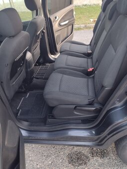 Predám ford galaxy - 16