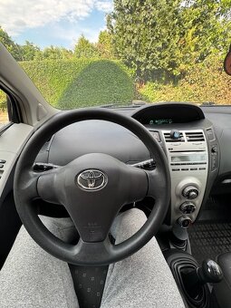 Toyota Yaris 1.3 VVT-I Terra - 16
