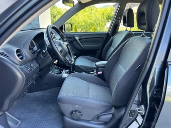 Toyota RAV4 2.0 VVTi - 16