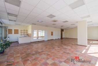 Na predaj Polyfunkčný obchodný priestor Banská Bystrica, CE - 16