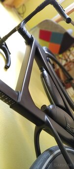 Kompletný karbónový cestný bicykel s elektronickým radením - 16