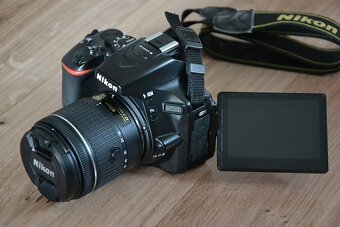 Nikon D5500 - wifi - dotyk. display - nafotene len 12 tisic - 16