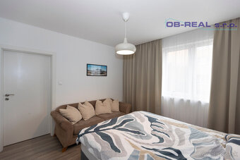 Prenájom moderného 2izb bytu 54m2, zariadený, 1x parkovanie - 16