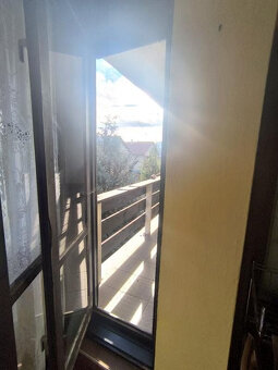 ZNOVU V PONUKE-PADNUTÁ REZERVÁCIA KRÁSNY ZAUJÍMAVO RIEŠENÝ  - 16