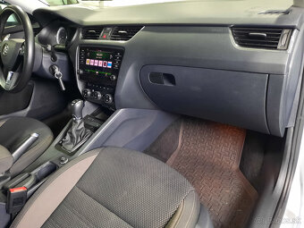 Škoda Octavia Combi SCOUT 2.0 TDI 184k Drive DSG 4x4 - 16