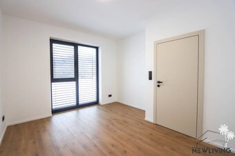 Na prenájom 4iz. nadštandardná novostavba RD s garážou v obc - 16