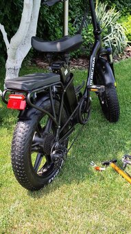 Burchda R8WS  20 - 16