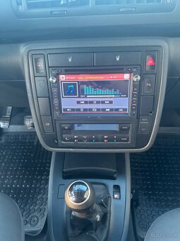 Volkswagen Sharan 1.9 TDi - 16