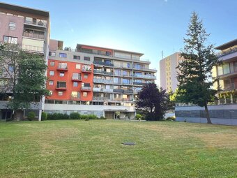 2 – izbový tehlový byt s 8,5m2 loggiou, pri parku, Košice - - 16