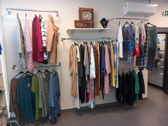 Zariadenie predajne textilu - 16