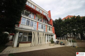 REB.sk prenájom 3 izb. byt (120m2) + terasa v rodinnom dome  - 16